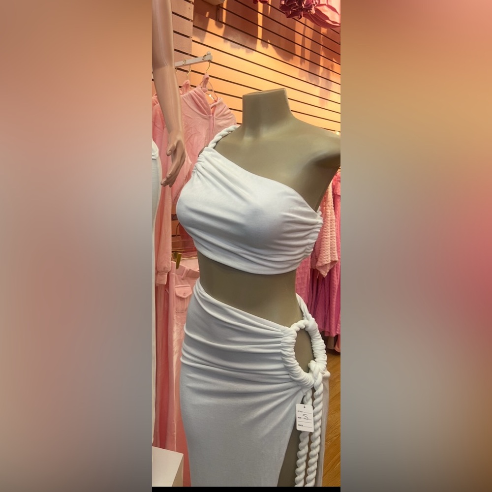 White Two-piece set